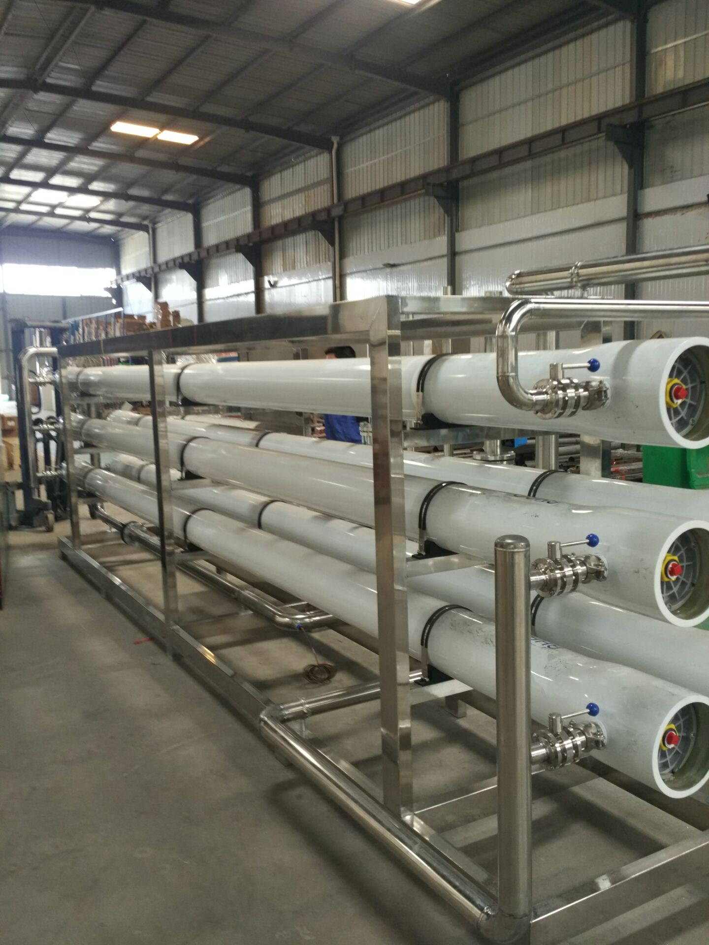 <strong>源水中氯离子含量对不锈钢选择的影响</strong>